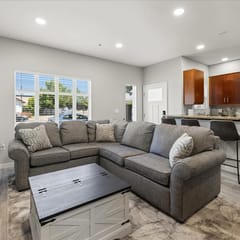 *Heart of Downtown*Balcony*Parking*300Mbps*BBQ
