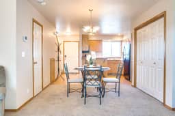 Cozy Meridian Home * HULU * W/D * 12 Min to Boise