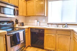Cozy Meridian Home * HULU * W/D * 12 Min to Boise