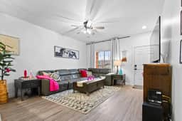 *Heart of Meridian*Patio, firepit*Backyard*King