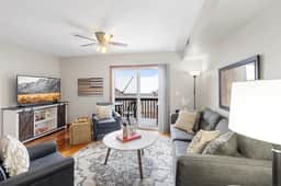 Updated-100Mbps-Smart TV-3 TVs-Full Kitchen-W/D