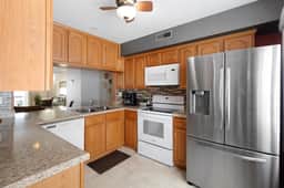 Updated-100Mbps-Smart TV-3 TVs-Full Kitchen-W/D