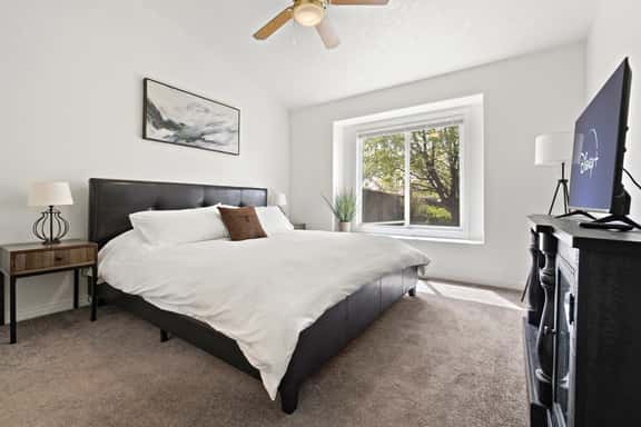 *Backyard*King*Parking*100Mbps*Smart TV*Bbq*W/D - Image 1