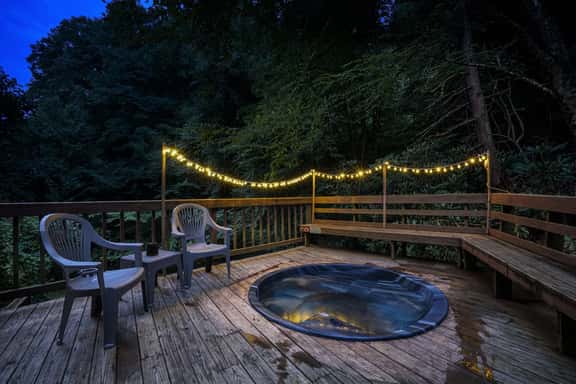 Treetop Getaway - Image 1