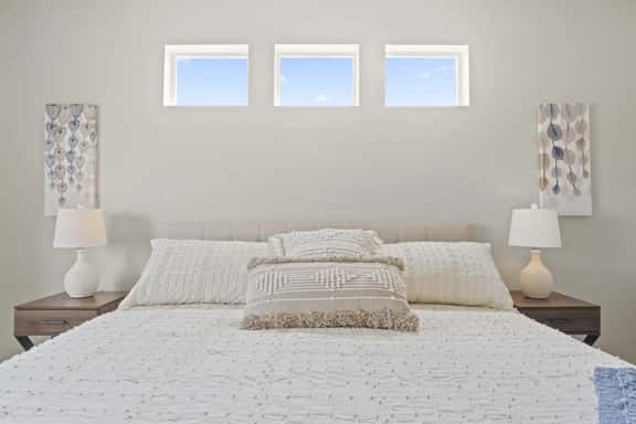 2min>Ridgevue☆1800ft²☆King☆FirePlace☆600Mbps - Image 1