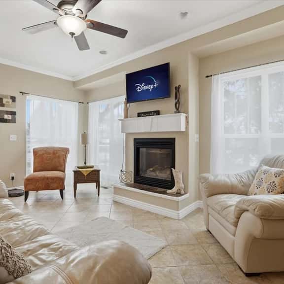 Heart of North End|Parking|300Mbps|Smart TV|W/D - Image 1