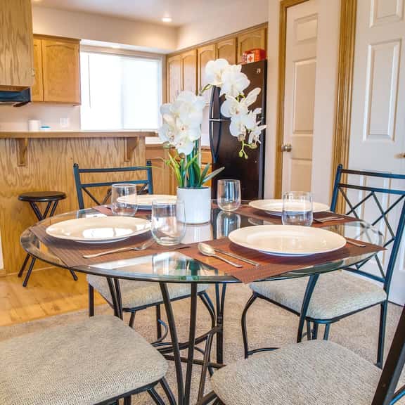 Cozy Meridian Home HULU W/D 12 Min to Boise - Image 1