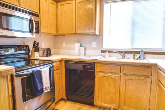 Cozy Meridian Home * HULU * W/D * 12 Min to Boise