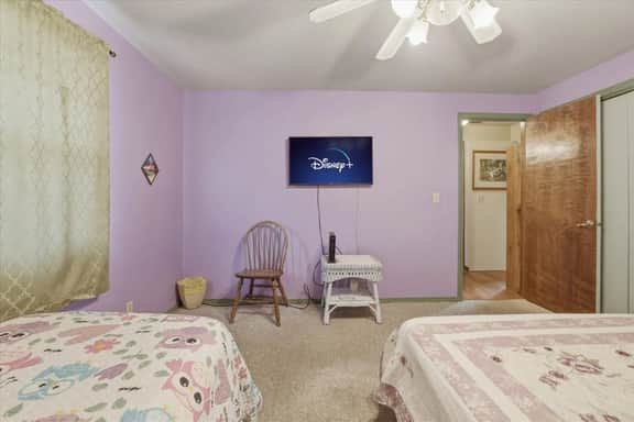 *Parking*Self Check-In*Full Kitchen*A/C*W/D