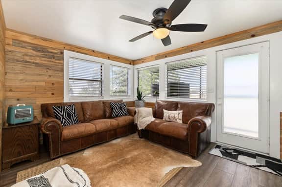 *Heart of Hagerman*Modern Farmhouse*Getaway* - Image 4